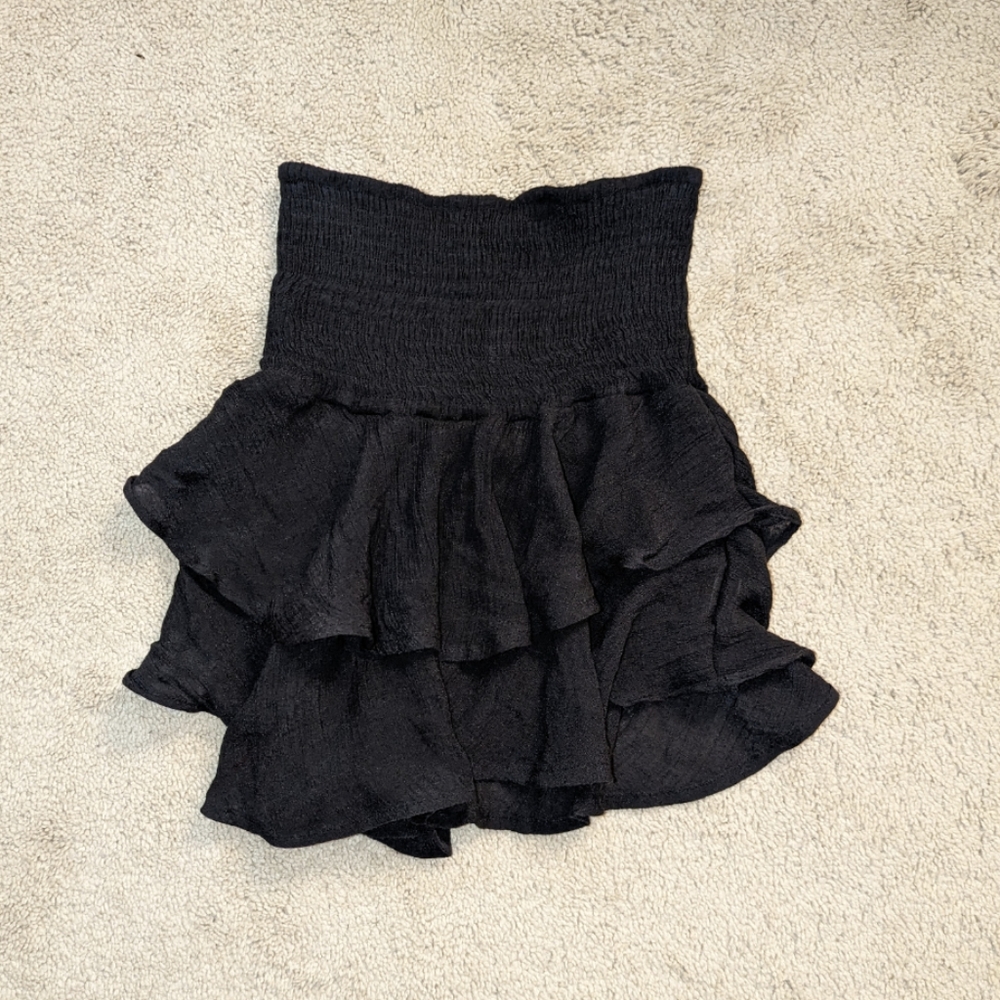 SHEIN Ruffle Skirt - Picture 2 of 4